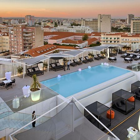 Epic Sana Lisboa Hotel Luaran gambar The hotel's rooftop pool